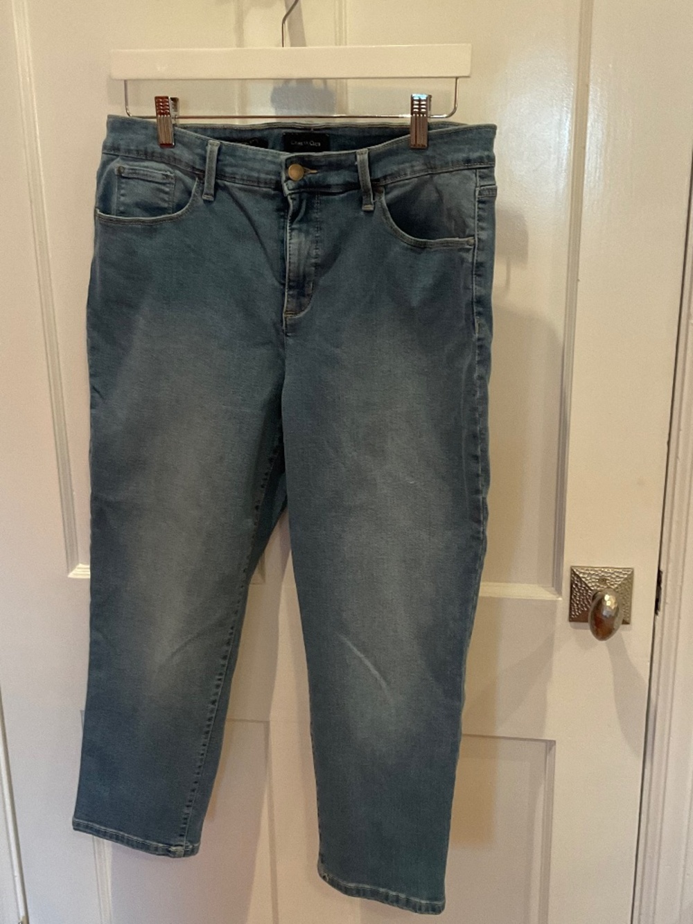 Pair of Charter Club women’s capris Bristol jeans size 14